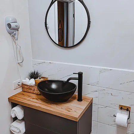 Apartment Queen's Heart